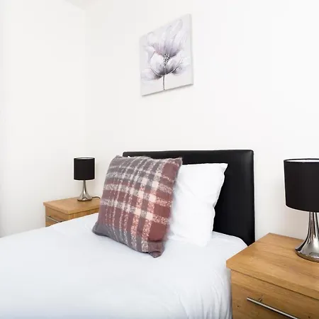 Absolute Stays On Essex - Chinatown - Hippodrome - Alexandra Theatre - Bull Ring - The Rep - B'Ham Intl Airport - Free Wifi - Contractors - Corporates Birmingham Exterior photo