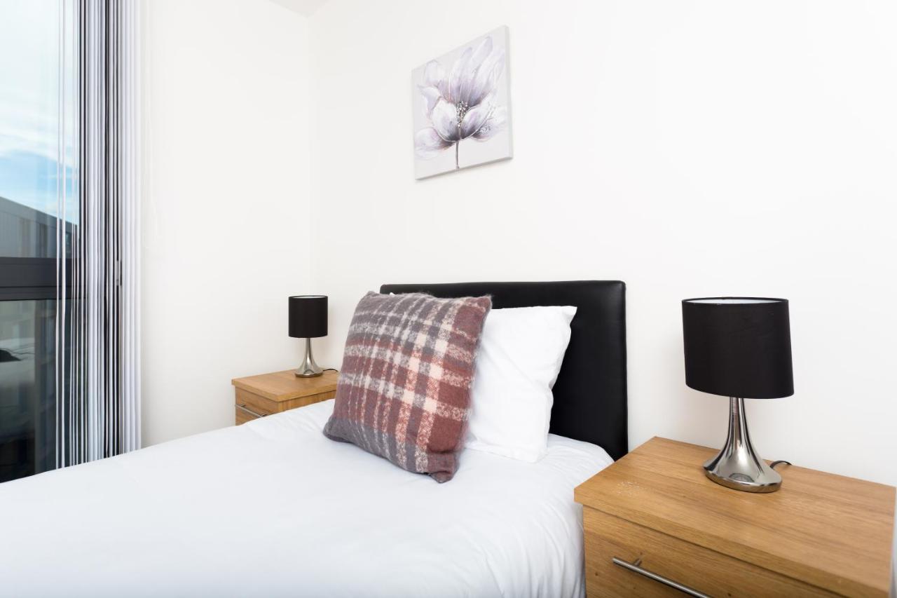 Absolute On Essex - Chinatown - Hippodrome - Alexandra Theatre - Bull Ring - The Rep - B'ham Intl Airport - Free Wifi - Contractors - Corporates Апартаменты *